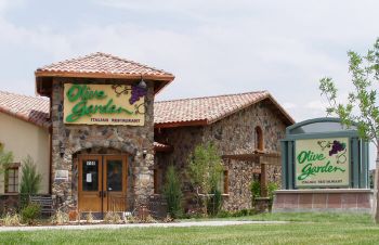 Photo for: How To Pitch Your Brand In National Restaurant Chains
