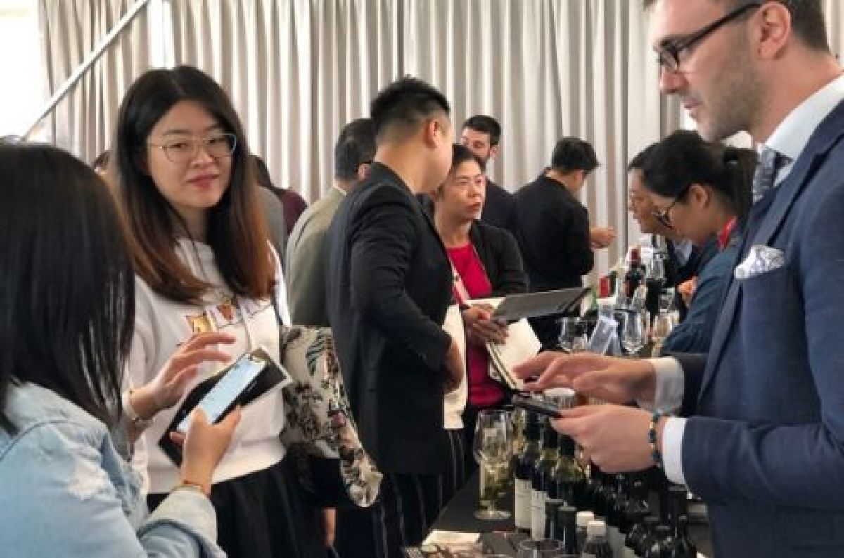 Photo for: 14 Secrets of Building Your Wine Business in China